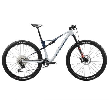 Orbea OIZ M30 Halo Silver-Blue Carbon View (Gloss) - bicicletă MTB XC full suspension